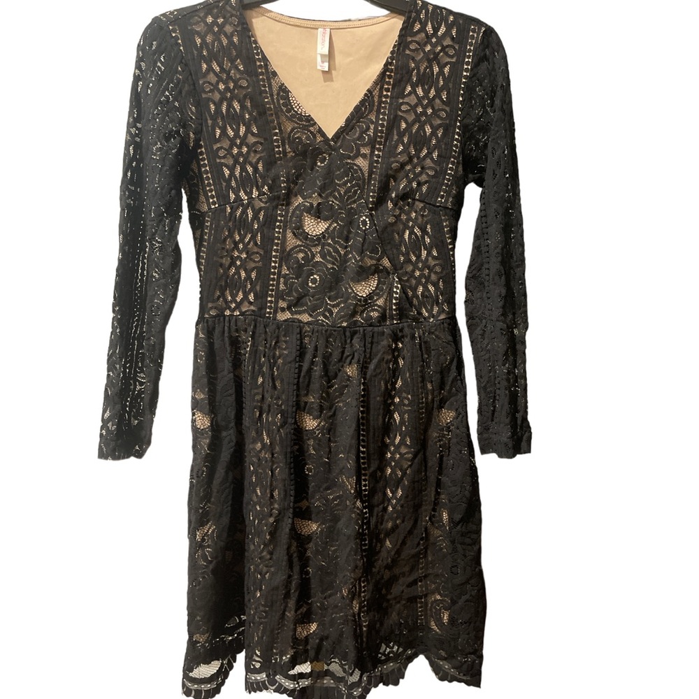 ‼️ SALE ‼️ Formal Long Sleeve Lace Tan & Black Dress